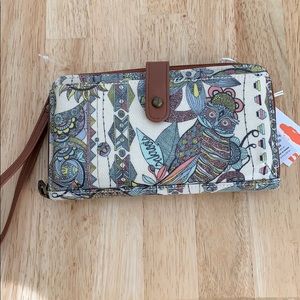 Sak rooks wallet/purse. Phone friendly